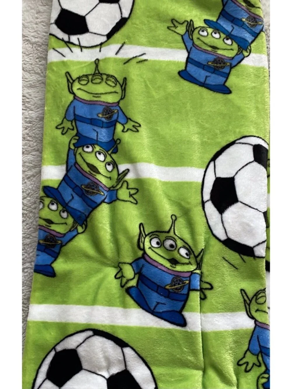 Disney Pixar Toy Story Throw Blanket The Claw Aliens & Soccer‎ Balls 50”X70” NEW